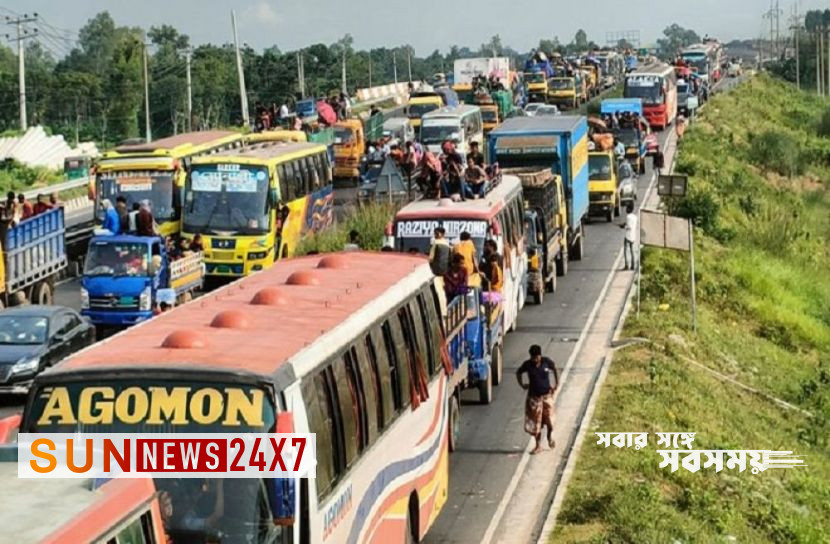 বাংলাদেশঃ  ঢাকা-টাঙ্গাইল মহাসড়কে যাত্রীরা বিপাকে