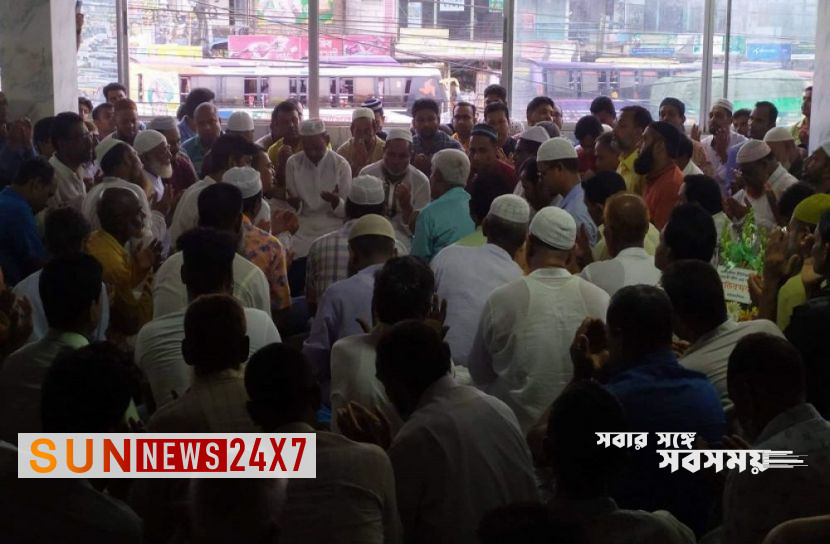 বাংলাদেশঃ  ত্রিশালে আ’লীগের মিলাদ মাহফিল