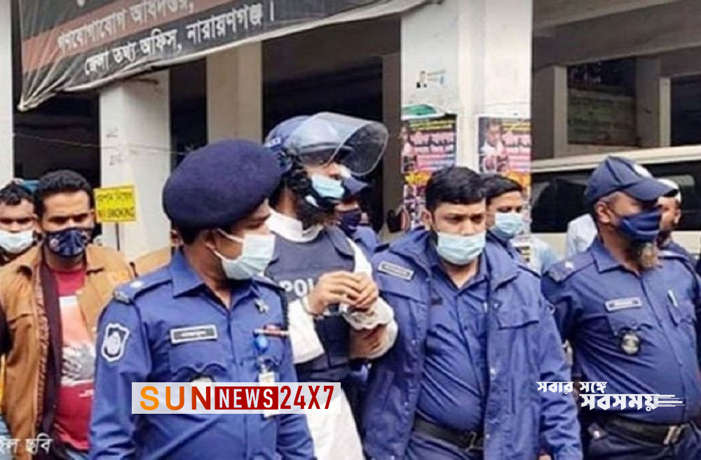 বাংলাদেশঃ কড়া নিরাপত্তায় আদালতে মামুনুল হক বাংলাদেশঃ কড়া নিরাপত্তায় আদালতে মামুনুল হক