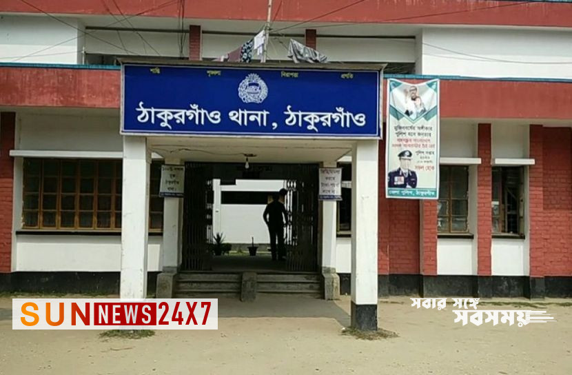 বাংলাদেশঃ দোকানে হামলা ও মালামাল লুটের অভিযোগ বাংলাদেশঃ দোকানে হামলা ও মালামাল লুটের অভিযোগ