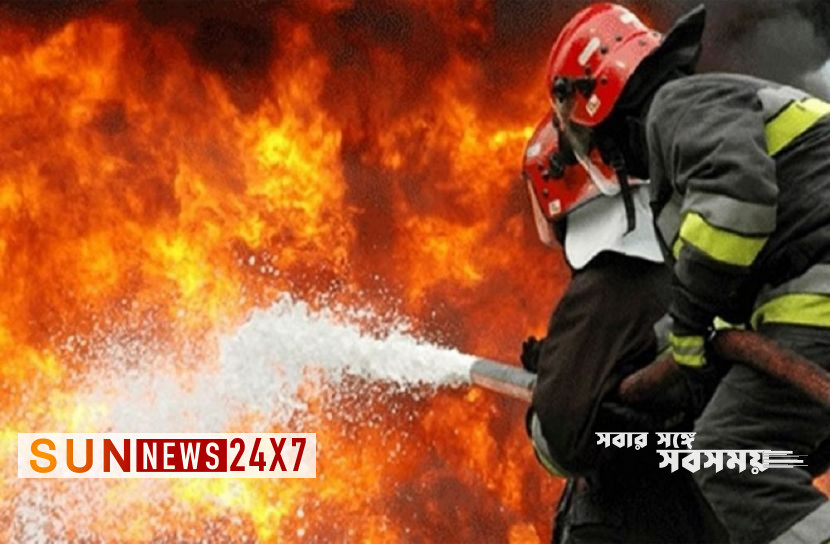বাংলাদেশঃ রাজধানীতে আবাসিক ভবনে আগুন