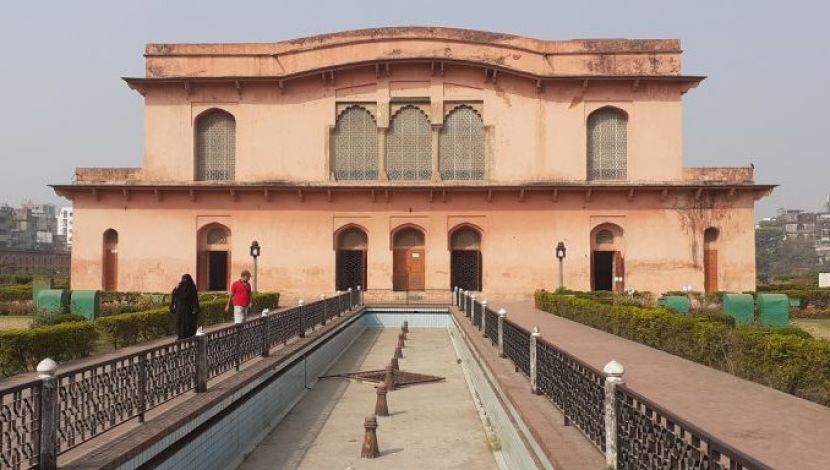 বর্তমানে লালবাগ কেল্লার এই অংশটি দর্শনার্থীদের জন্য জাদুঘর হিসেবে ব্যবহার হচ্ছে। ছবি : মেহেদী হাসান।