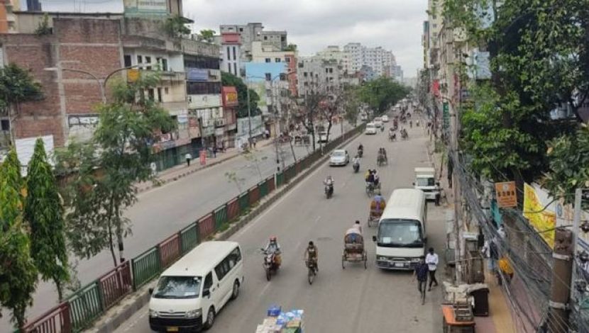 চলছে না শুধু গণপরিবহন  ( ছবি. জাহিদ রাকিব )