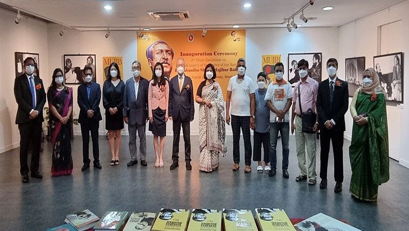 দক্ষিণ কোরিয়ায় বঙ্গবন্ধুর জীবন ও কর্ম নিয়ে চার দিনব্যাপী চিত্রপ্রদর্শনী শুরু। ছবি: সিউল দূতাবাস