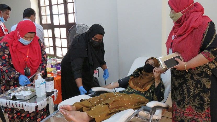 মালদ্বীনে ৭ আগস্ট স্বেচ্ছায় রক্তদান কর্মসূচি পালন করে বাংলাদেশ দূতাবাস। ছবি: পররাষ্ট্র মন্ত্রণালয়