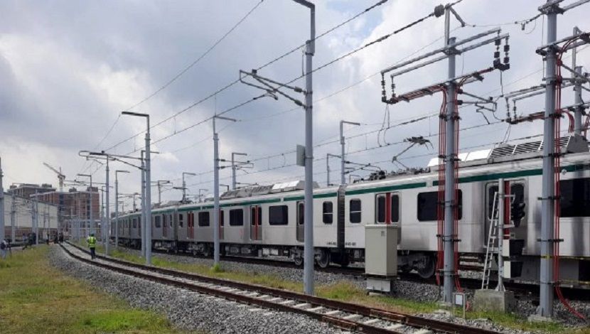 উড়ালপথের ওপর মেট্রোরেলের পরীক্ষামূলক চলাচলের সূচনা, ছবি: সংগৃহীত