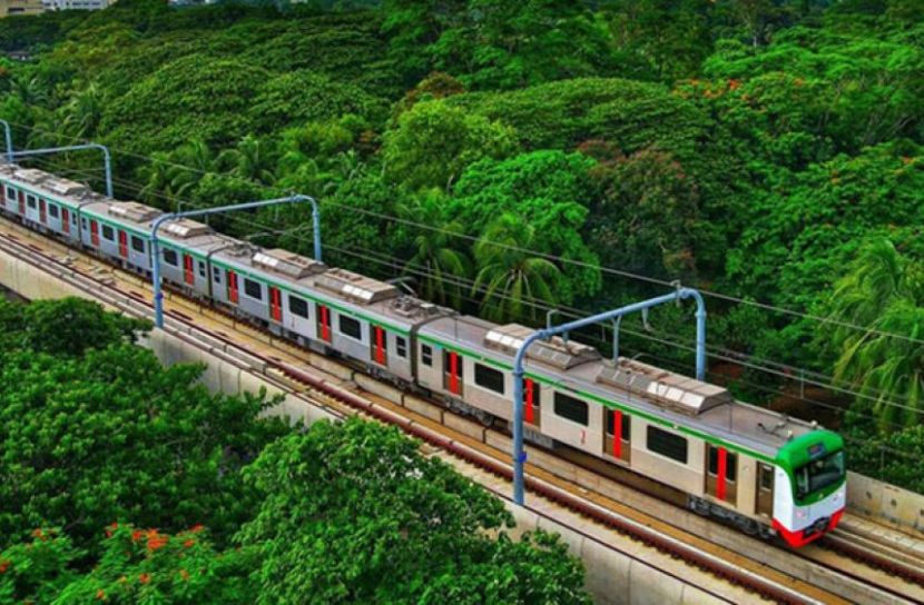 দুর্ঘটনার পর কিছু স্টেশনে মেট্রোরেল চলাচল শুরু
