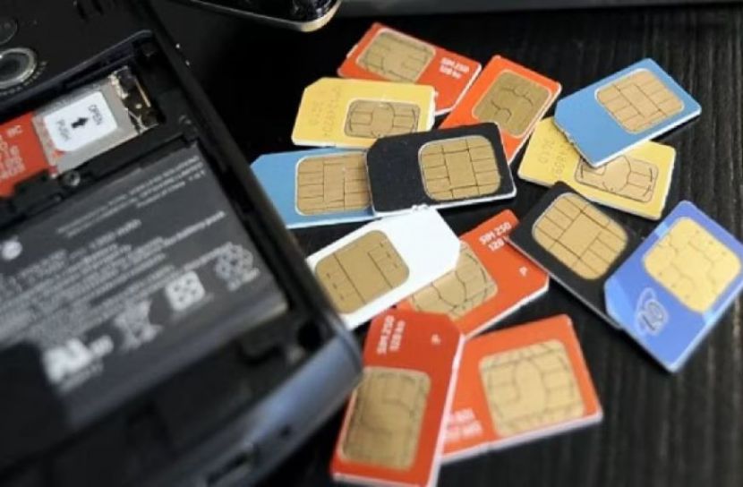 আজ থেকে বন্ধ অর্ধকোটি মোবাইল সিম, বিটিআরসির কড়াকড়ি শুরু