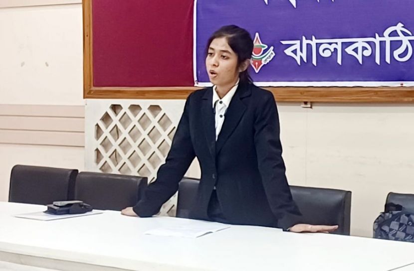 ঝালকাঠিতে পারিবারিক জমি দখল করে গাছ কাটার অভিযোগ