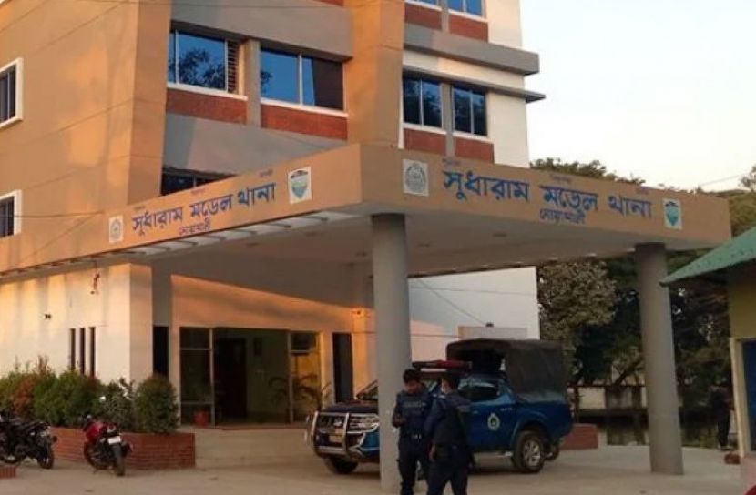 নোয়াখালীতে মোটরসাইকেল-পিকআপ সংঘর্ষে ২ তরুণের মৃত্যু