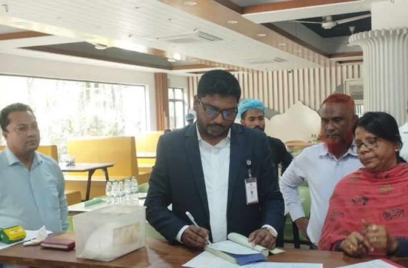 অস্বাস্থ্যকর পরিবেশে খাবার প্রস্তুত, রেস্টুরেন্টে ১ লাখ টাকা জরিমানা