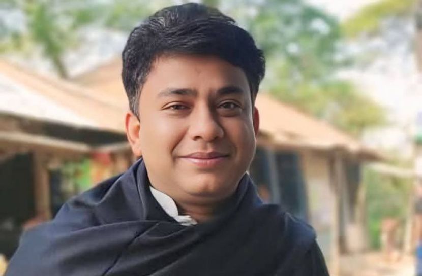 নোয়াখালীর কবিরহাটে পূর্বশত্রুতায় ডাকাত আখ্যা দিয়ে যুবক হত্যা