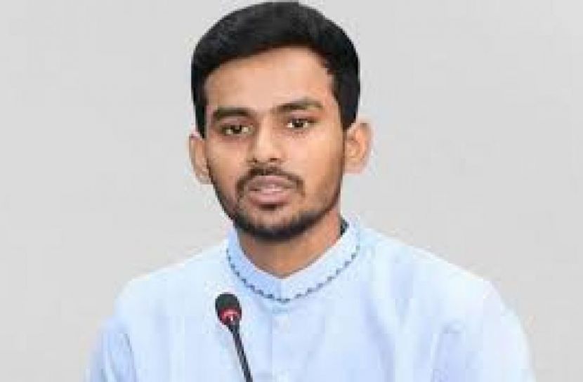 জাতীয়তাবাদের নামে ঋণ খেলাপি ও বিদেশি নাগরিকদের লাল কার্ড দেখানো হবে : আসিফ মাহমুদ