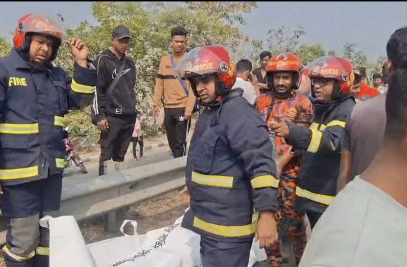 মুন্সীগঞ্জে ঢাকা-মাওয়া এক্সপ্রেসওয়েতে মোটরসাইকেল দুর্ঘটনায় নিহত ২