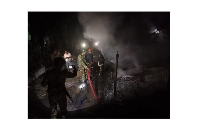 মাদারীপুরে গৃহবধুর মৃত্যু: শশুরবাড়িতে লুটপাট ও অগ্নিসংযোগ