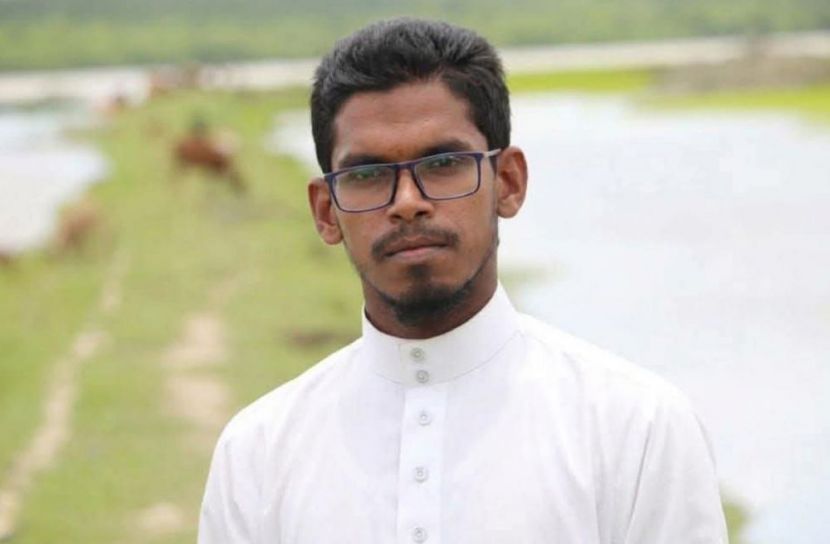 টঙ্গীবাড়িতে শিক্ষার্থীকে ছুরিকাঘাত, অভিযুক্ত মাদ্রাসা শিক্ষক
