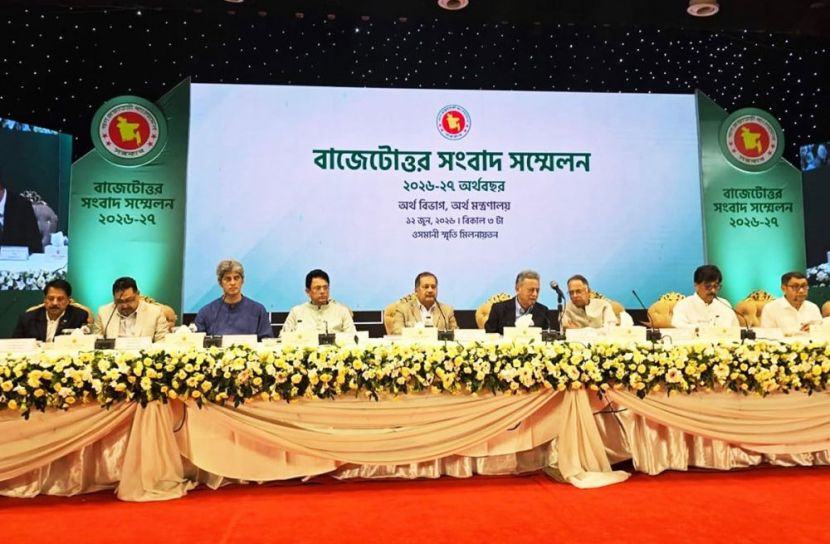 দেশের অর্থনীতি ঘুরে দাঁড়াতে ৪ থেকে ৫ বছর লাগবে: অর্থমন্ত্রী
