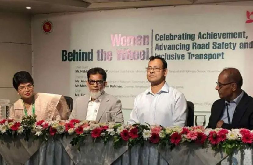 সরকার সড়ক নিরাপত্তা উন্নয়ন ও নারী ক্ষমতায়নে প্রতিশ্রুতিবদ্ধ: প্রতিমন্ত্রী হাবিবুর রশিদ 