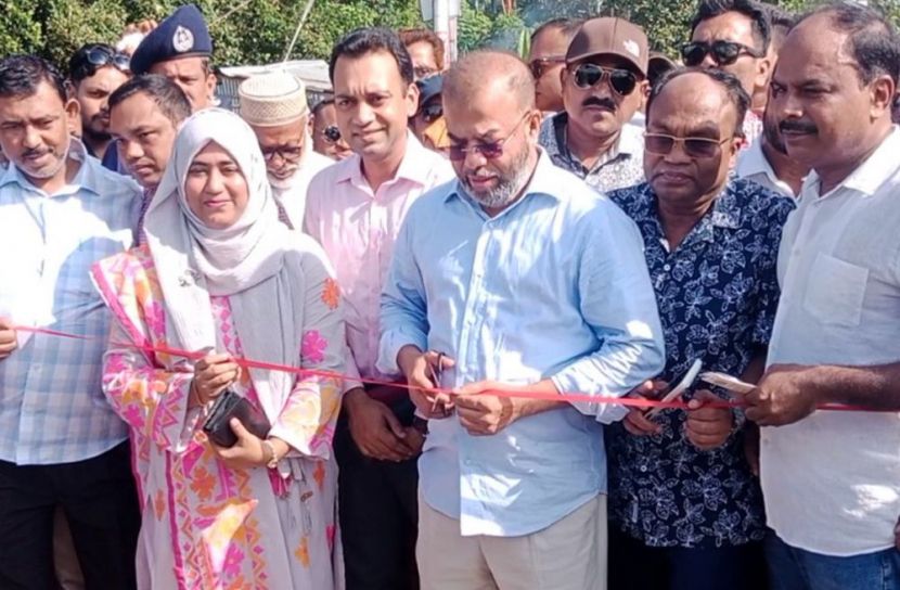  মোংলা নদীতে দুই ফেরী উদ্বোধন: প্রতিমন্ত্রী ফরিদুল ইসলাম 