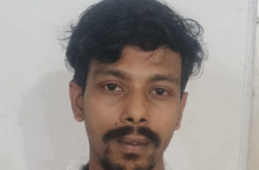 ধর্ষণচেষ্টার অভিযোগে বাস হেলপার গ্রেপ্তার