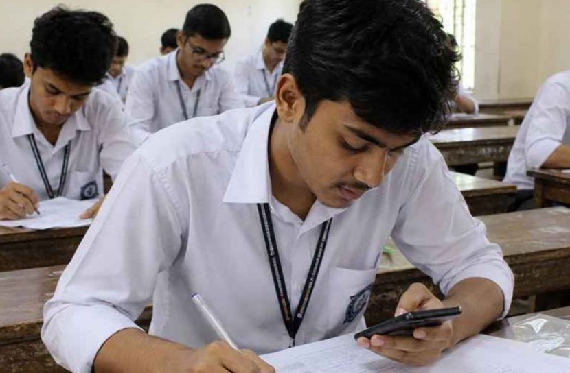 এআই ব্যবহার করে পরীক্ষায় নকল, এইচএসসি পরীক্ষার্থী বহিষ্কার