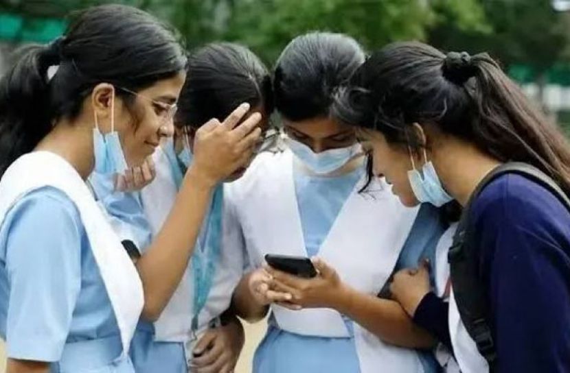 এসএসসির ফল বিপর্যয়ের নেপথ্যে শিখন ঘাটতি