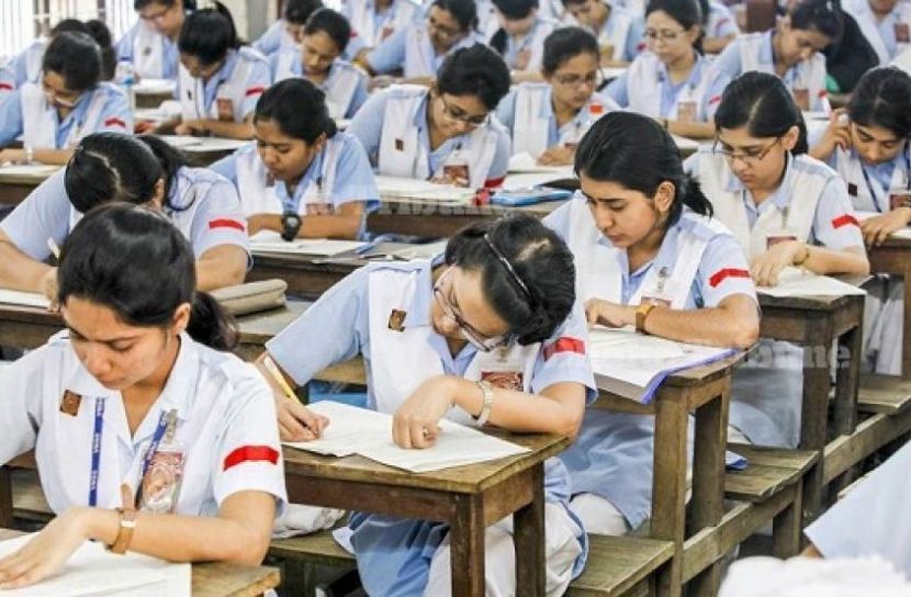 এসএসসির ফল বিপর্যয়ের নেপথ্যে শিখন ঘাটতি