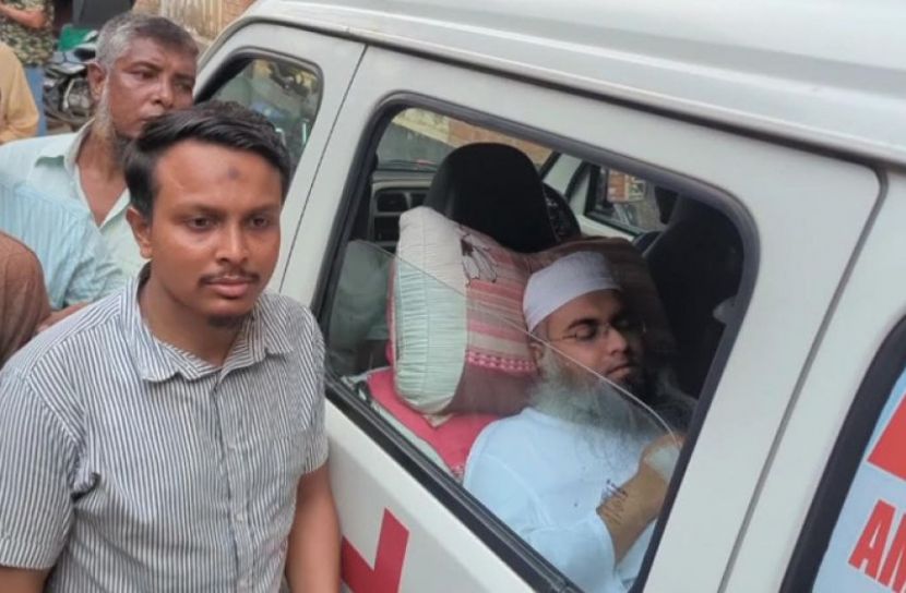 অ্যাম্বুলেন্সে করে আদালতে হাজিরা দিলেন সালাউদ্দিন তানভীর