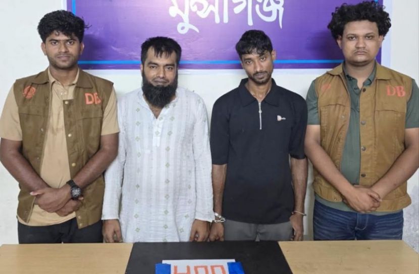 মুন্সীগঞ্জে ৪০০ পিস ইয়াবাসহ দুইজন গ্রেপ্তার