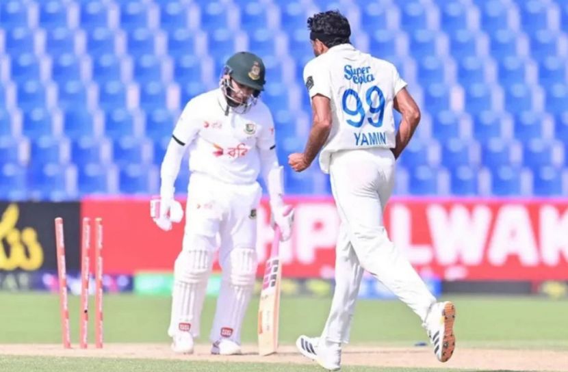 বড় জুটির পর ব্যাটিং ধস সামলে ৩০০ পার বাংলাদেশের