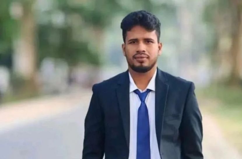 রাকসু হল জিএসের ছাত্রত্ব বাতিলের সুপারিশ প্রত্যাহারের দাবি শিক্ষার্থীদের