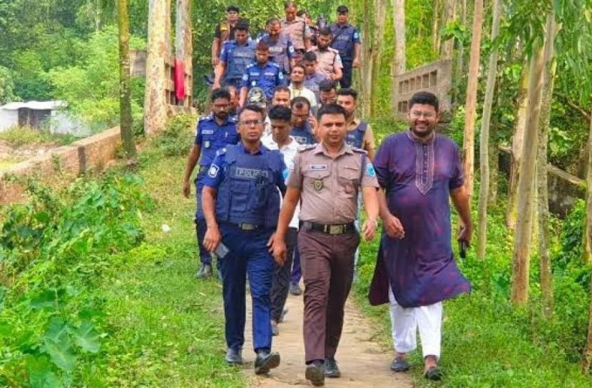 রায়পুরায় অবৈধ বালু উত্তোলন ও সন্ত্রাসী কর্মকাণ্ড বন্ধে অভিযান