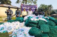 নোয়াখালীতে ৪০ লাখ টাকার অবৈধ জাল ও পলিথিন জব্দ