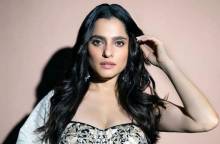 ‘কাট’ বলার পরও শুটিং থামেনি, অভিনেতার বিরুদ্ধে নায়িকার হেনস্তার অভিযোগ